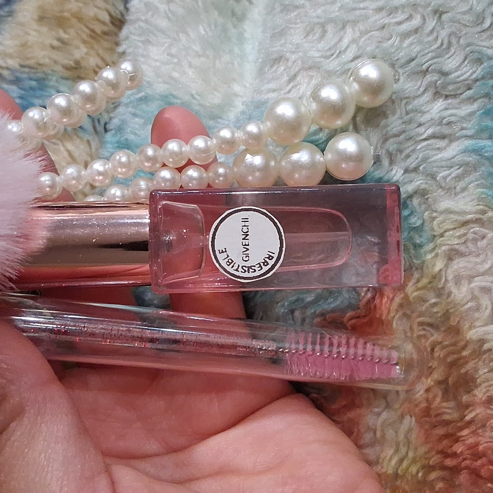 Givenchy Irresistible Keychain